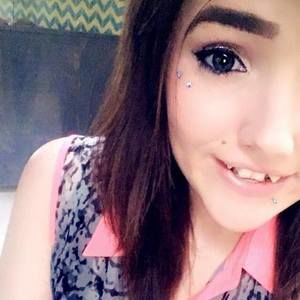 Meet your Posher, Kaylee